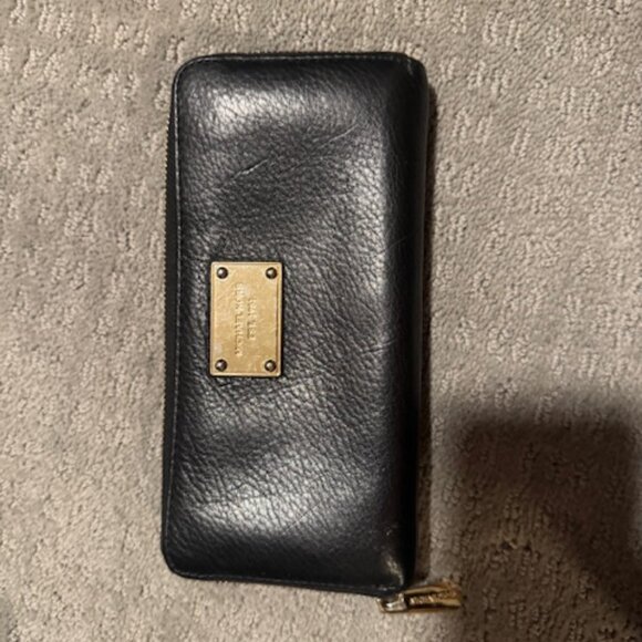 MICHAEL KORS WALLET - Picture 1 of 6